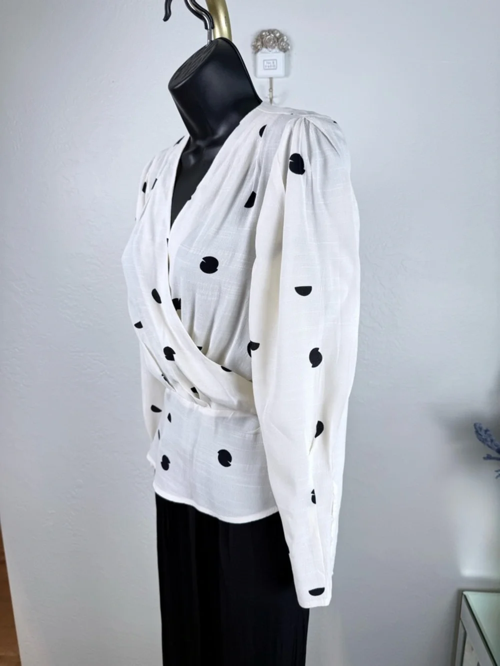 ASTR the Label Abstract Surplice Blouse - Medium Whimsigoth / Office‎ Siren
